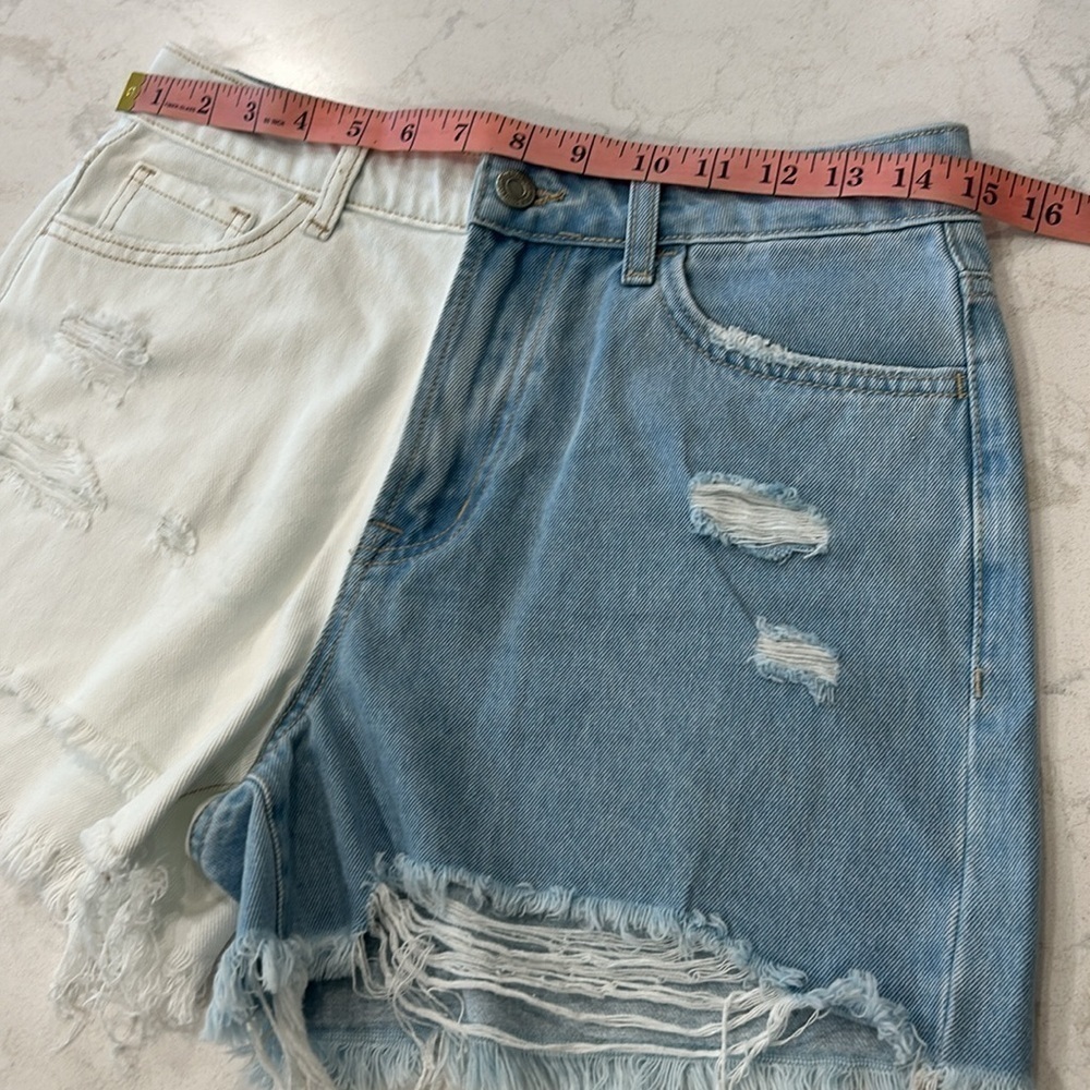 Vervet Rebecca Colorblock Denim Blue & White‎ High Rise Distressed Shorts Size S - Picture 7 of 11